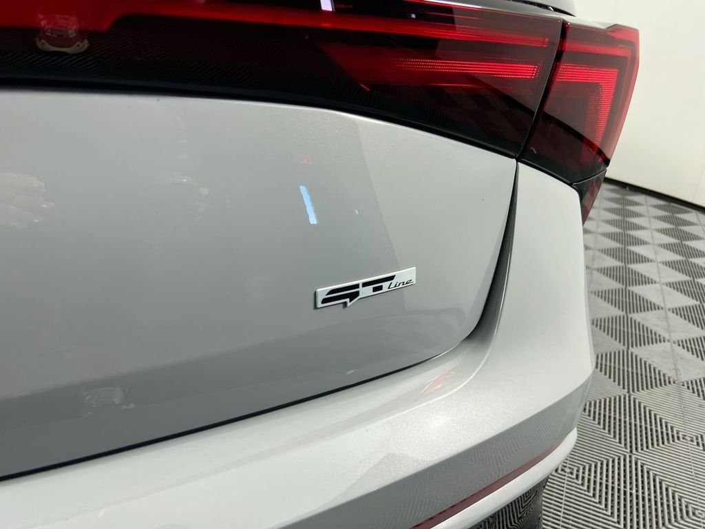 New 2026 Wolf Gray Kia GT-Line FWD image 6