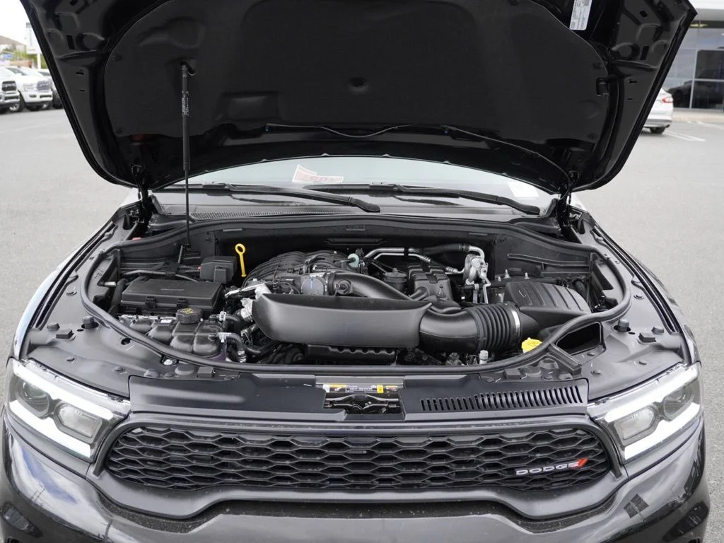 New 2026 Diamond Black Clear-Coat Exterior Paint Dodge GT image 29