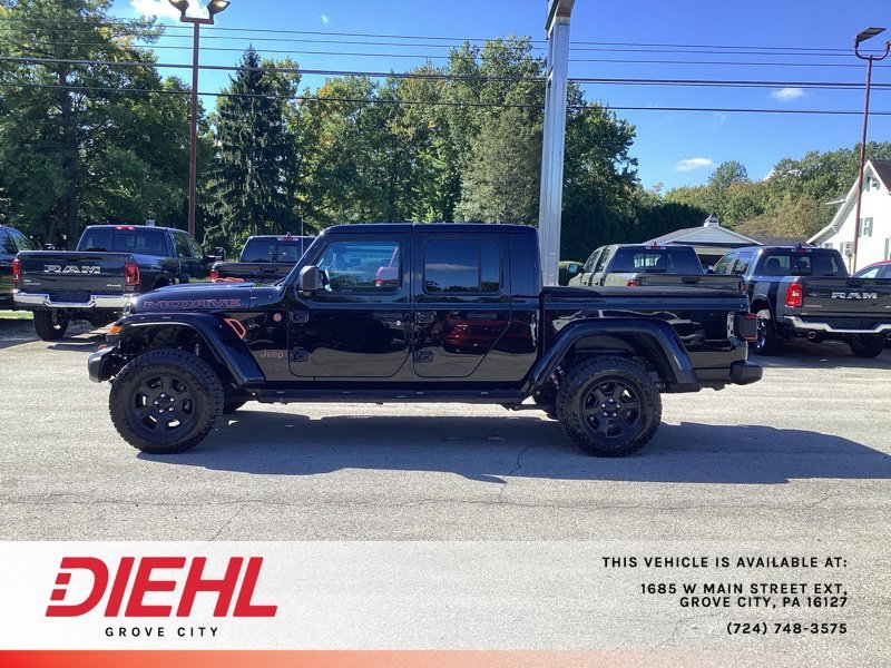 Used 2021 Black Jeep Mojave image 4