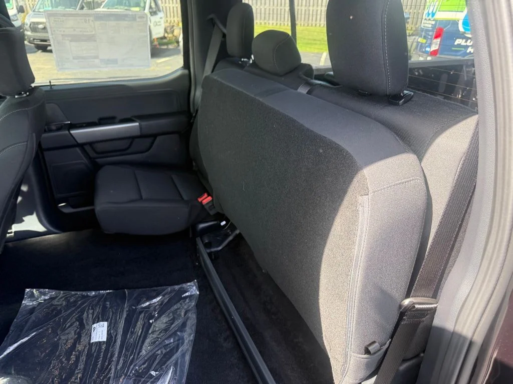New 2026 Agate Black Metallic Ford XLT image 36