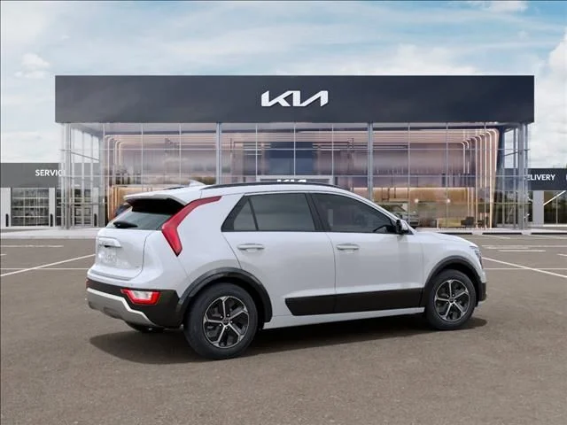 New 2026 Snow White Pearl Kia SX image 6