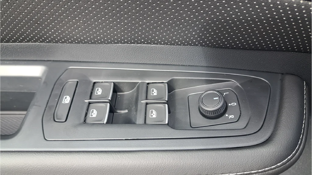 New 2026 Black Volkswagen SEL image 25