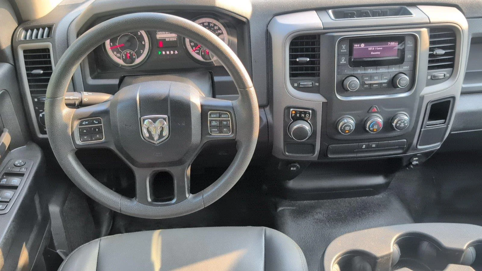 Used 2020 Diamond Black Crystal Pearlcoat Ram Tradesman image 29