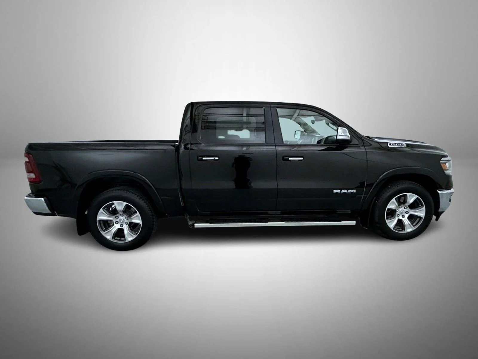 Used 2022 Black Ram Laramie image 4