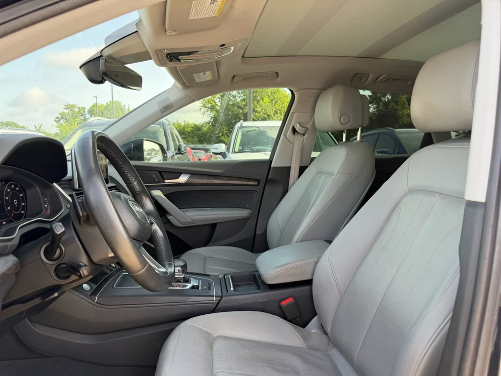 Used 2018 Moonlight Blue Metallic Audi Prestige image 10
