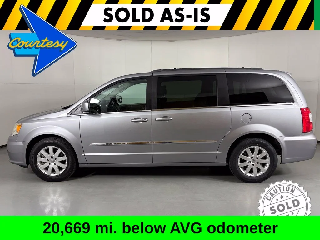 Used 2014 Silver Chrysler Touring image 5