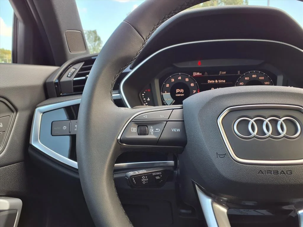 Used 2025 Mythos Black Metallic Audi S line Premium image 13