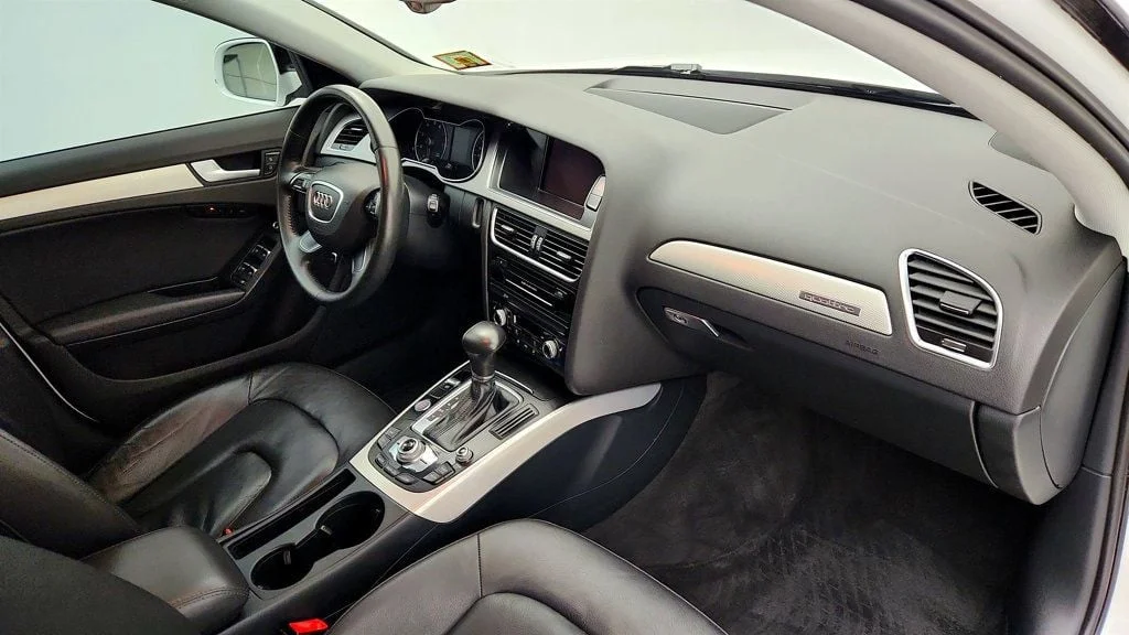 Used 2013 Glacier White Metallic Audi 4dr Sedan Automatic quattro 2.0T Premium Plus w/ MMI Navigation image 26