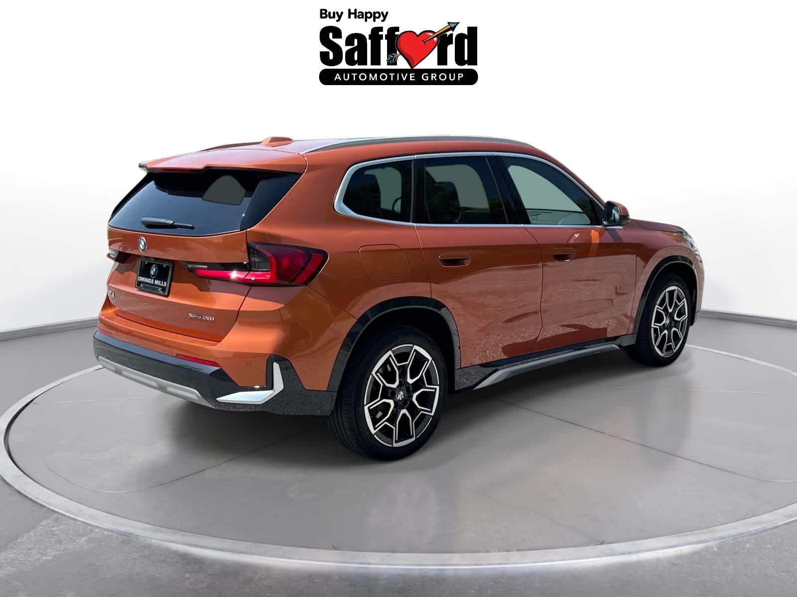 Used 2025 Utah Orange Metallic BMW xDrive28i image 17
