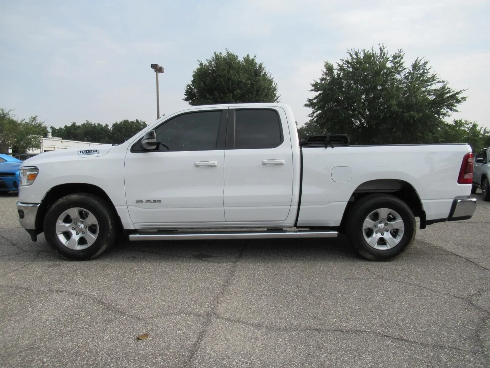 Used 2022 White Ram Big Horn/Lone Star image 4