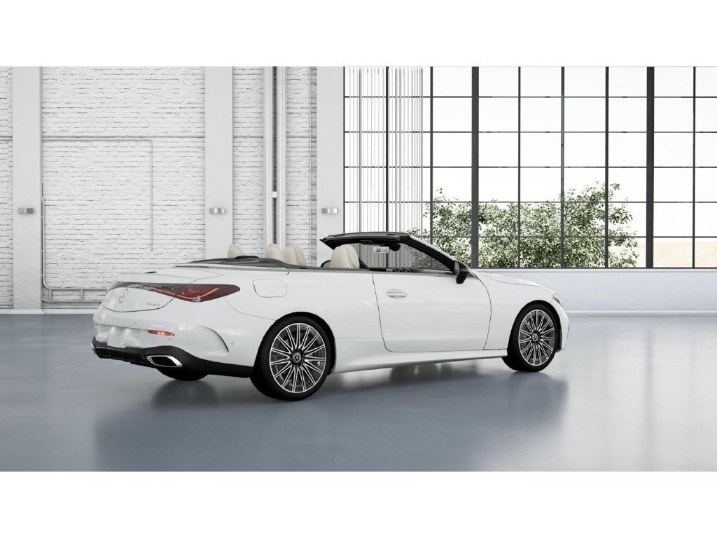 Certified Used 2025 Polar White Mercedes-Benz CLE 300 4MATIC® image 20