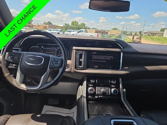 Used 2021 White GMC Denali image 11