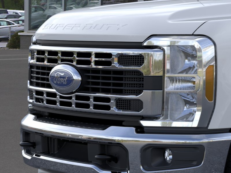 New 2026 Oxford White Ford F-350® XL image 17