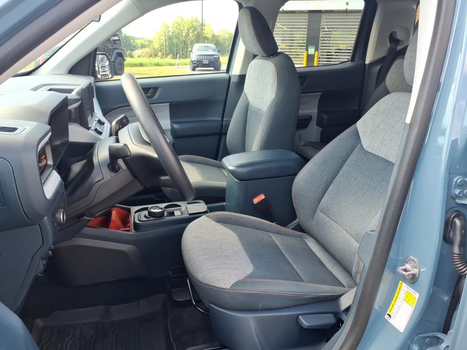Used 2022  Ford XLT image 16