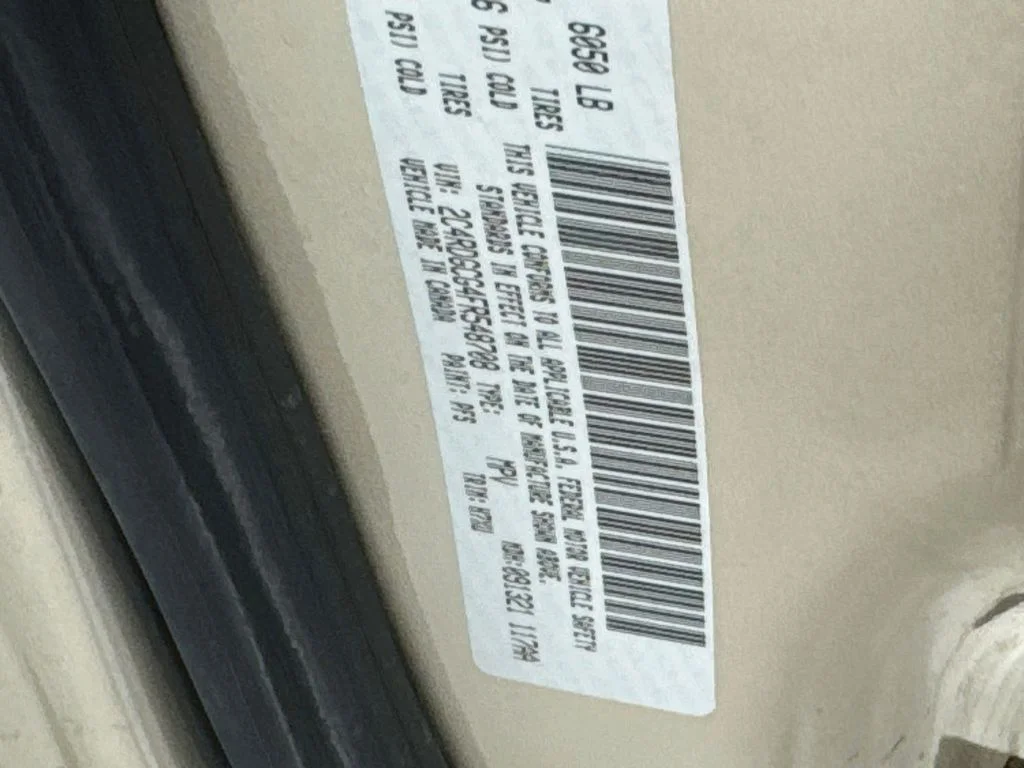 Used 2015 Cashmere/Sandstone Pearlcoat Dodge SXT image 38