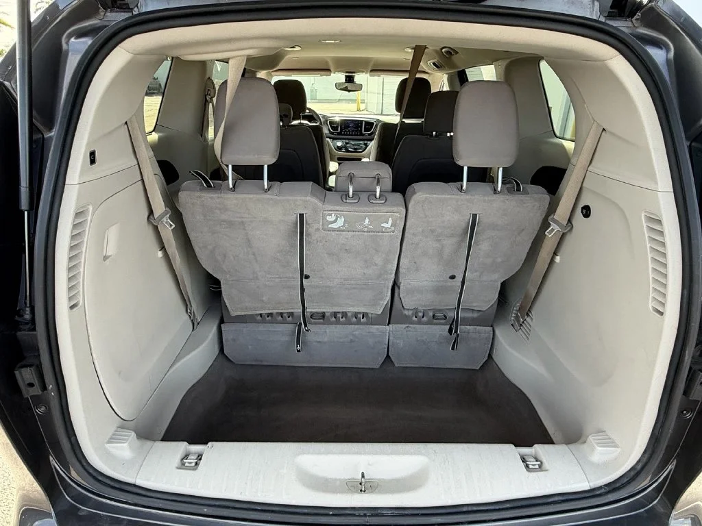 Used 2017 Gray Chrysler Touring image 14