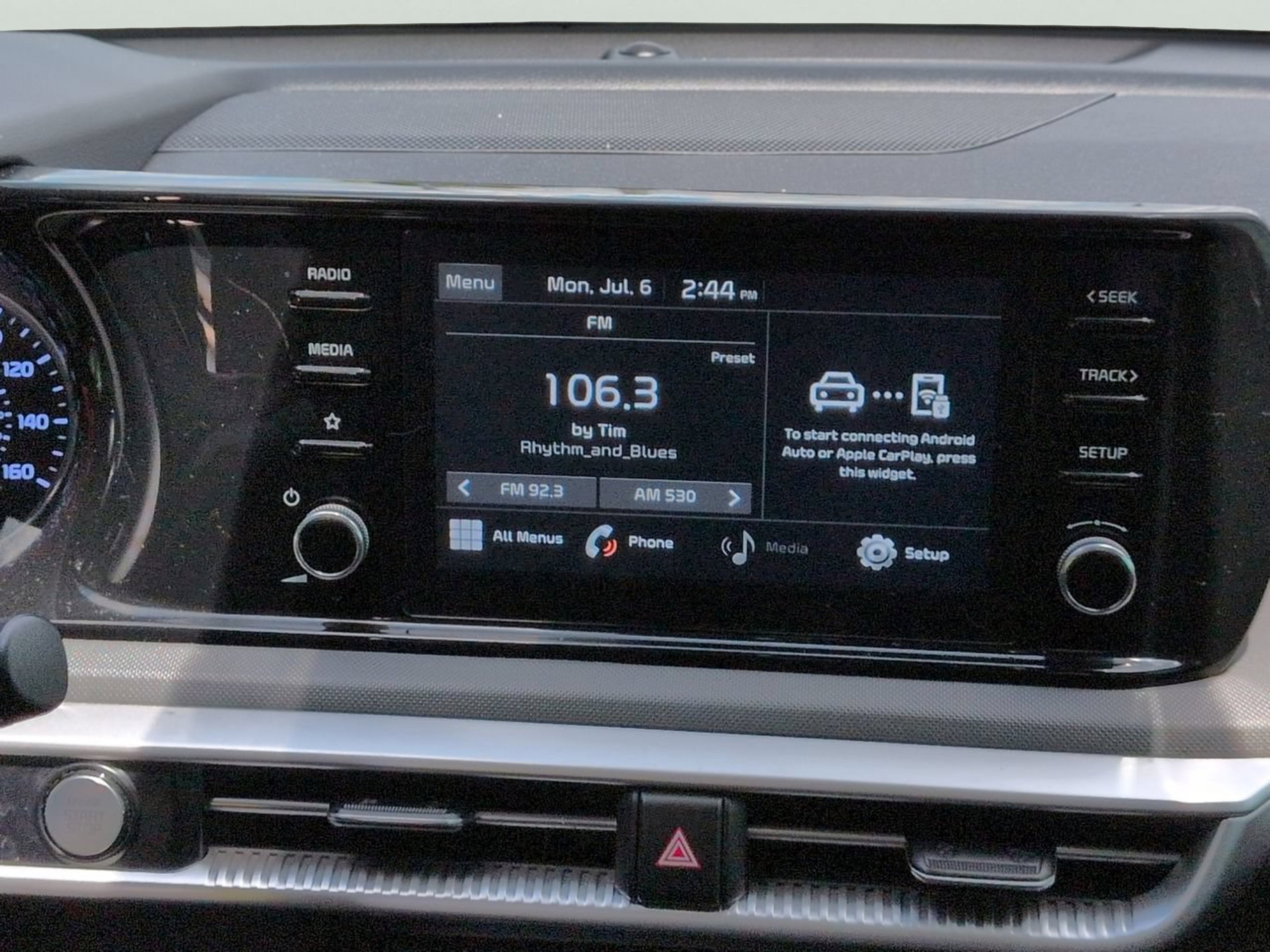Used 2021 Wolf Gray Kia GT-Line image 15