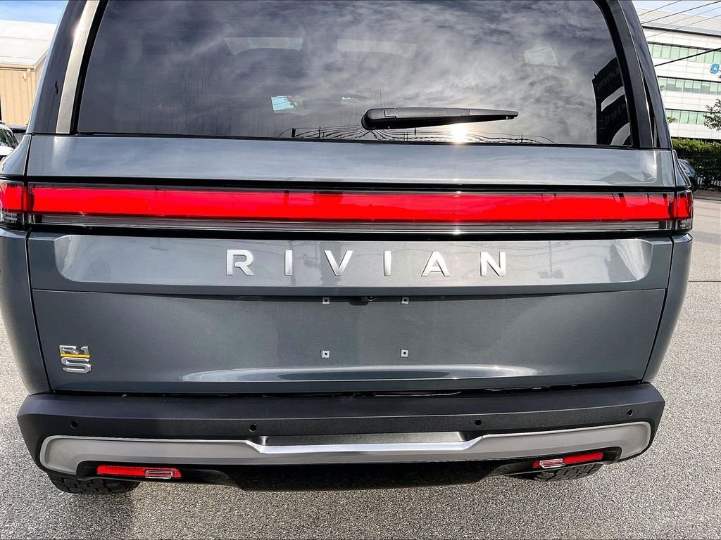 Used 2023 Gray Rivian Adventure Quad Motor Large Pack image 29