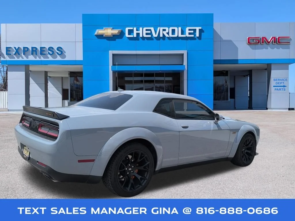 Used 2022 Gray Dodge R/T Scat Pack Widebody image 3