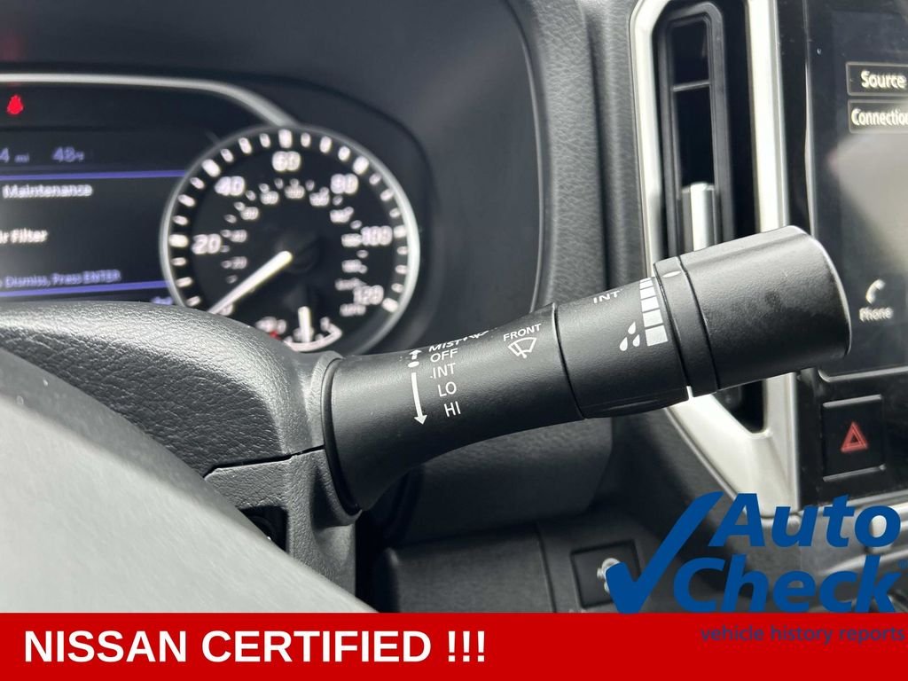 Used 2025 Gray Nissan SV image 27