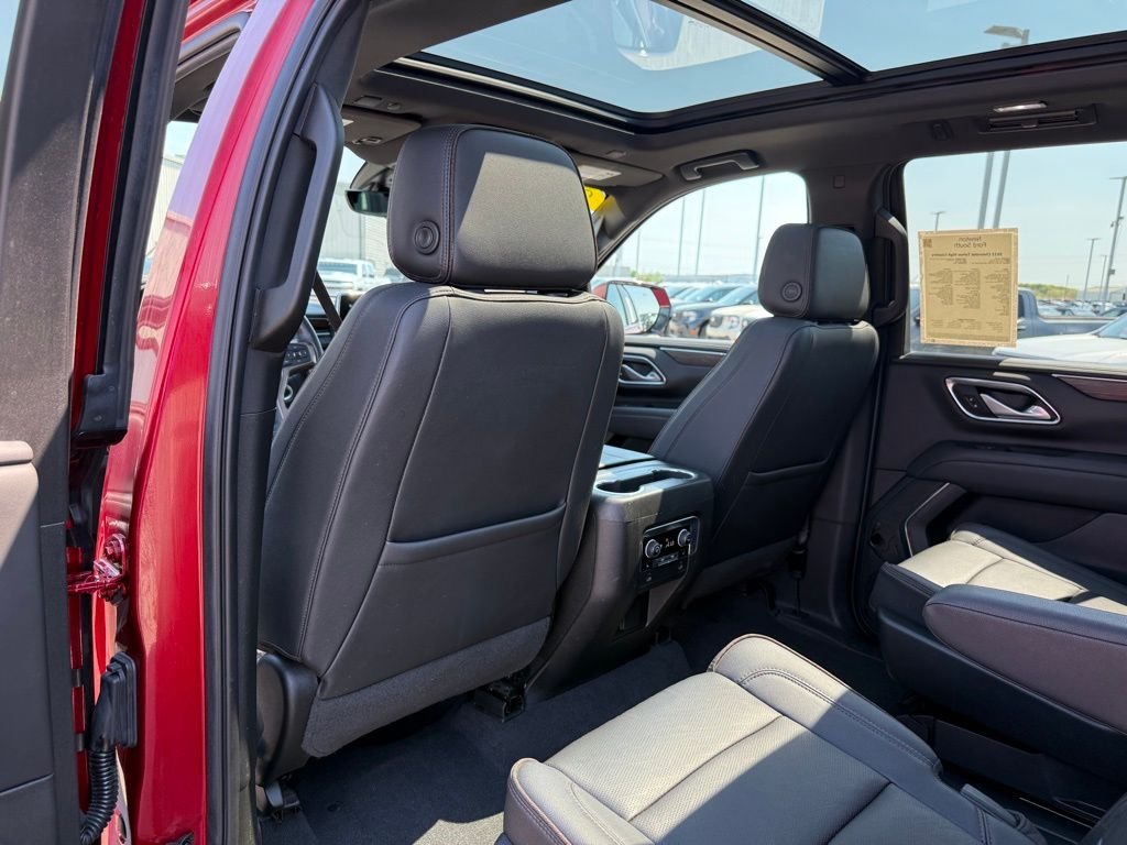 Used 2022 Red Chevrolet High Country image 11