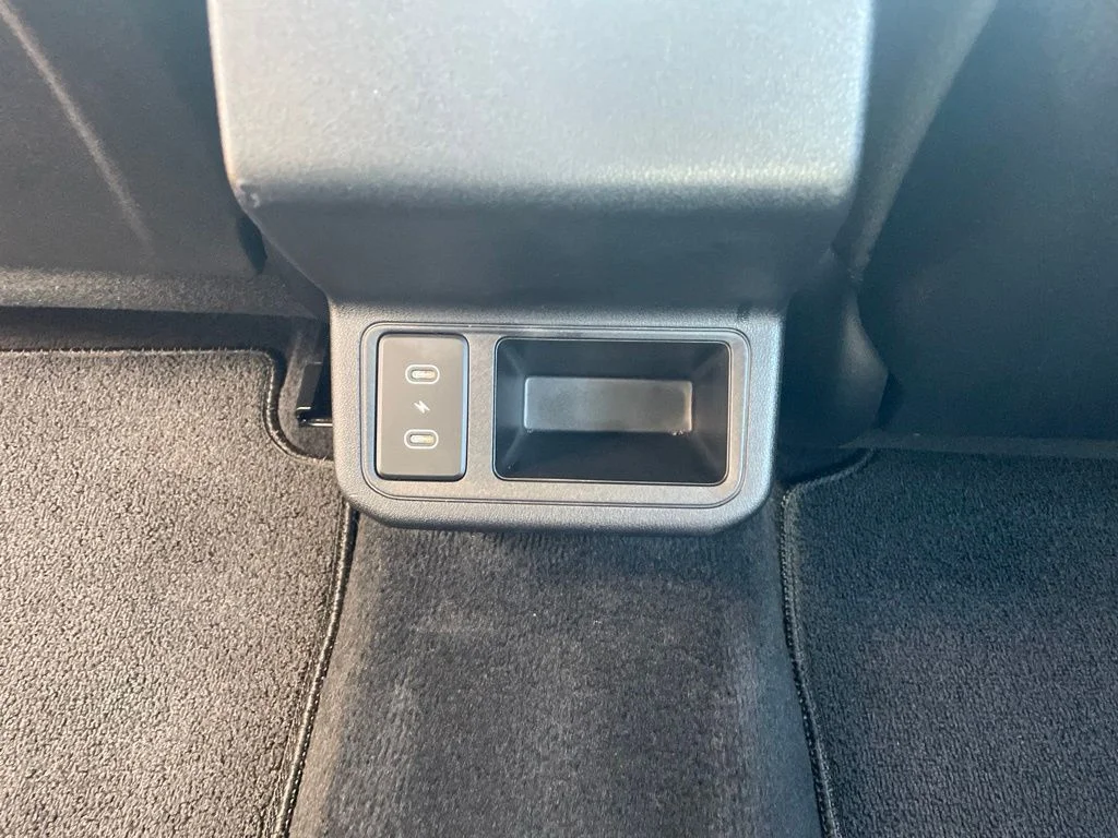 Used 2025 Steel Gray Kia LXS image 20
