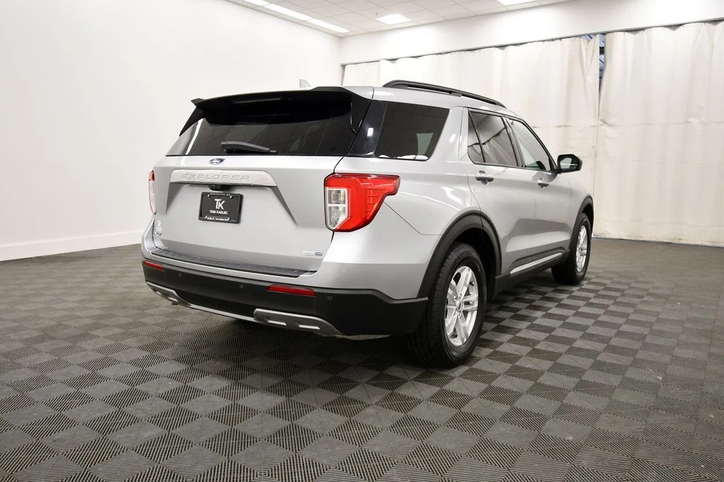 Used 2020 Silver Ford XLT image 8