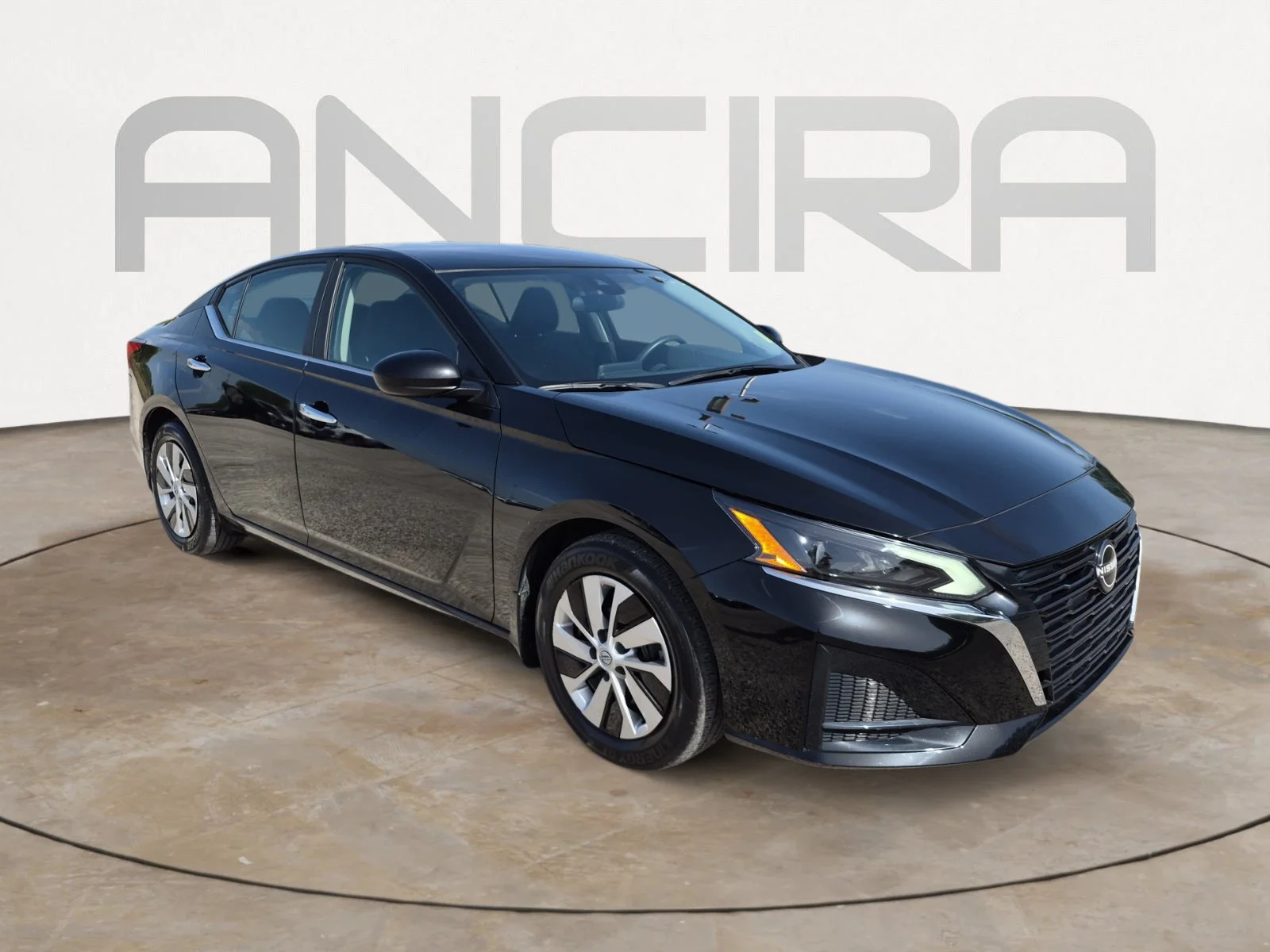 Used 2023 Super Black Nissan 2.5 S image 5