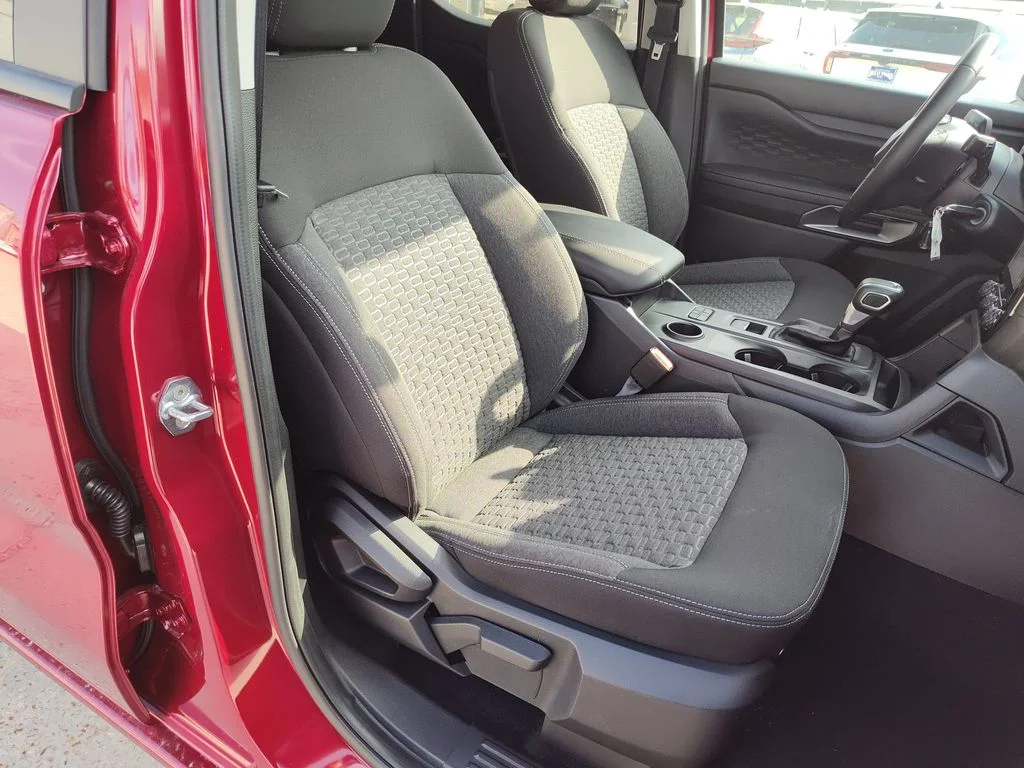 2025 Ford Ranger XLT - Photo 12