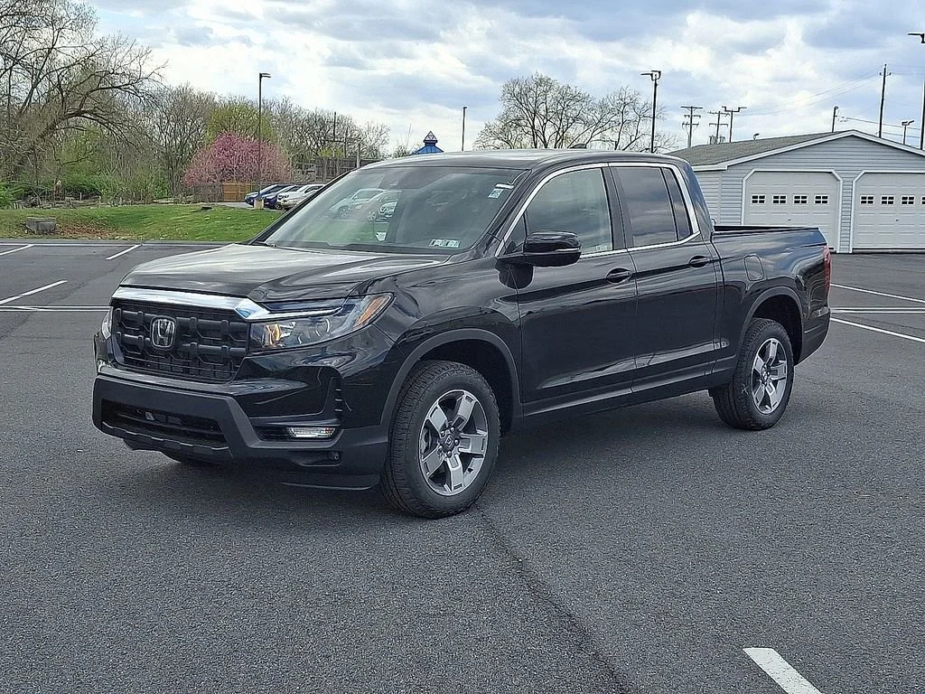 New 2026 Crystal Black Pearl Honda RTL image 2