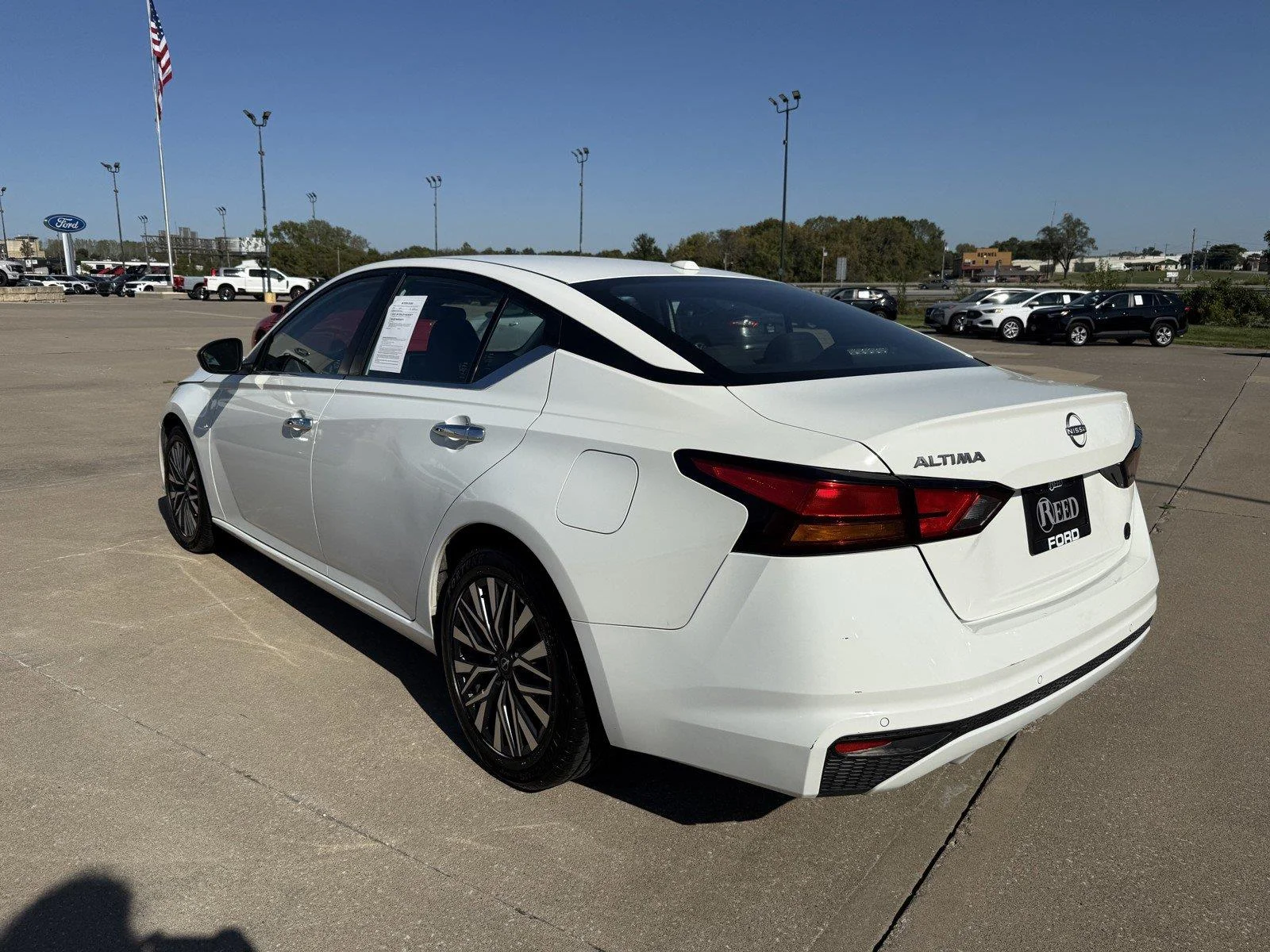Certified Used 2025 Glacier White Nissan SV image 7
