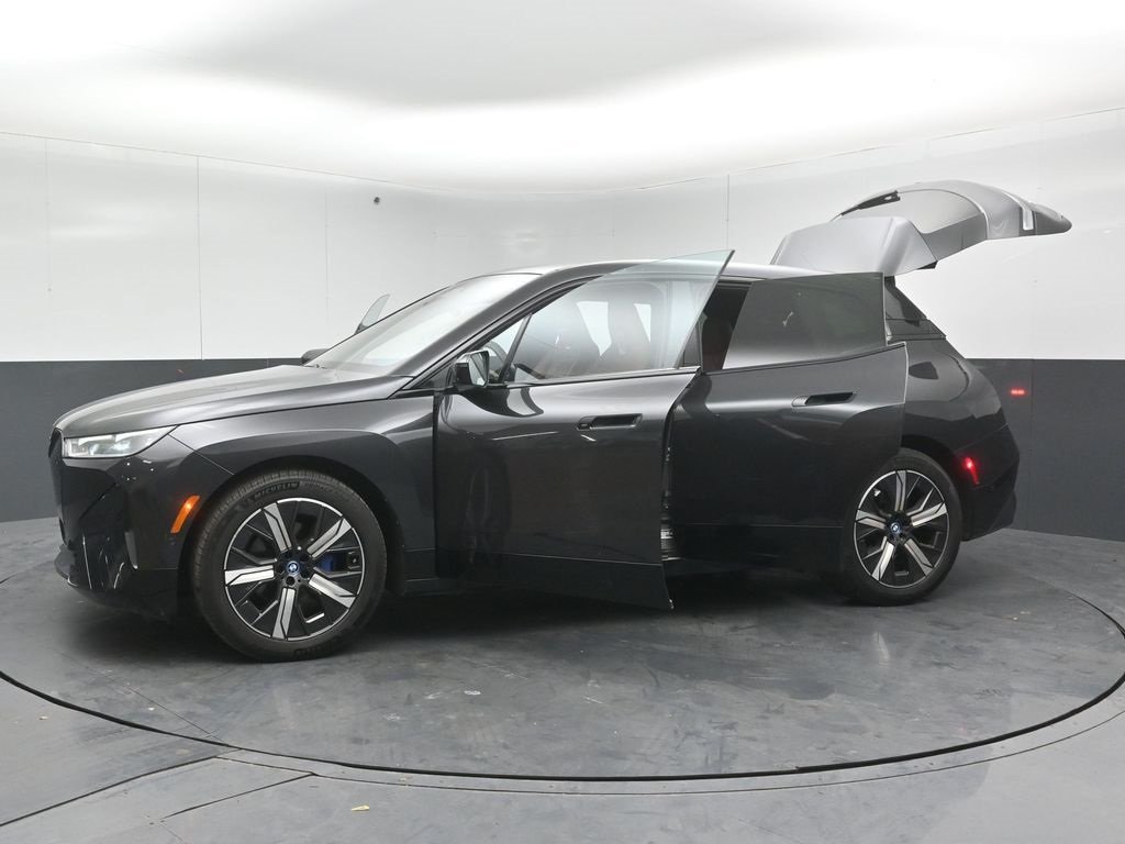 2023 BMW IX - Image 57