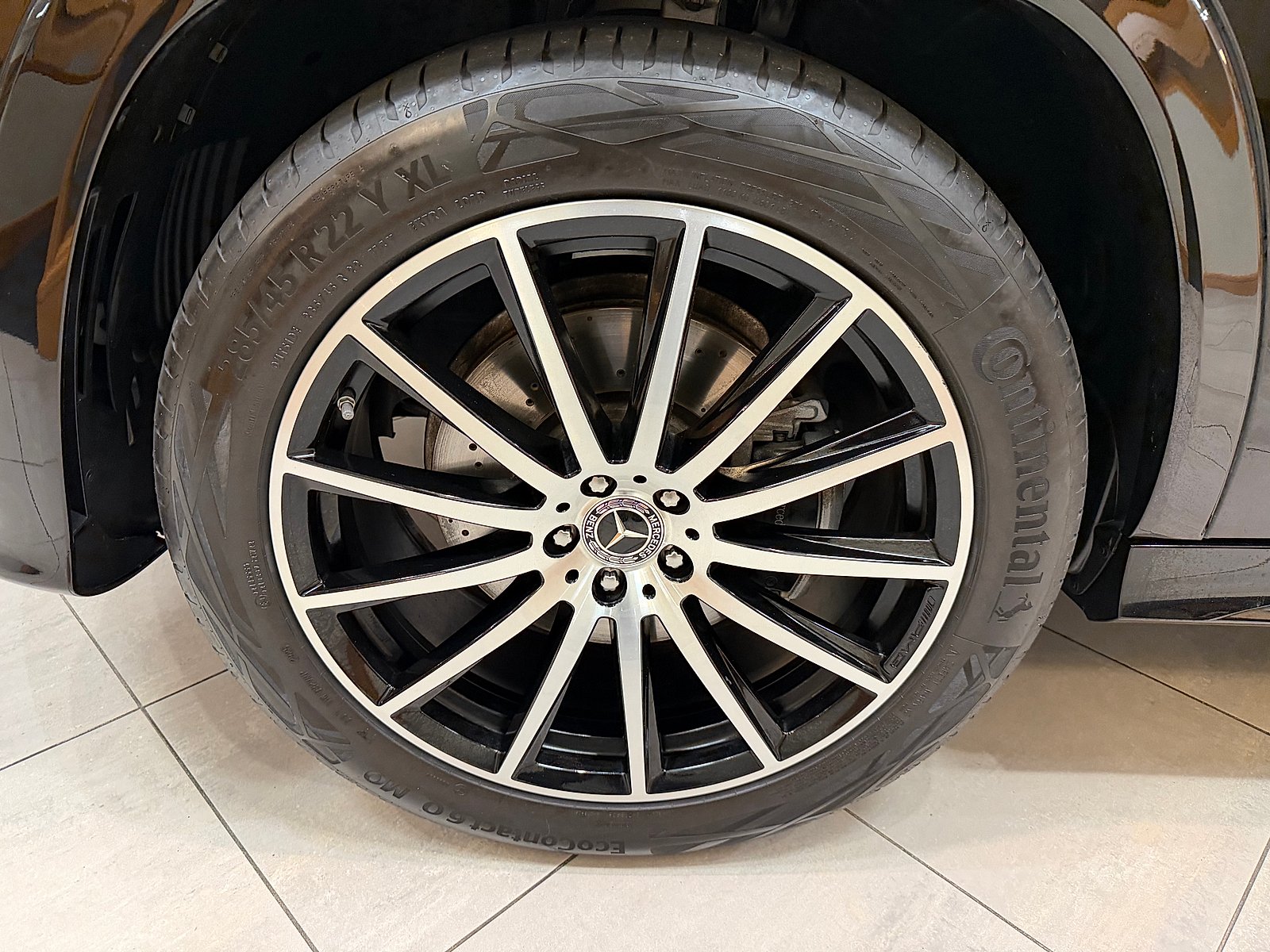 Used 2026 Obsidian Black Metallic Mercedes-Benz 4MATIC® image 7