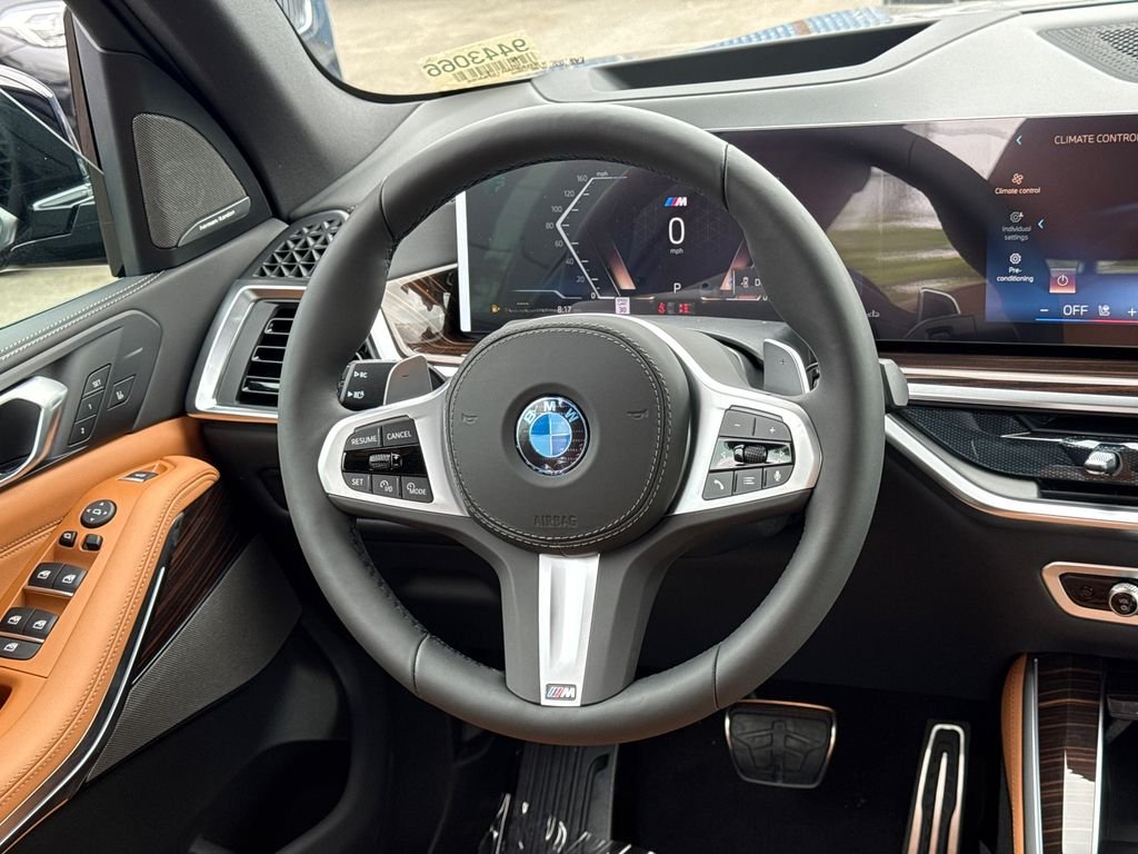 New 2026 Black Sapphire Metallic BMW xDrive40i image 21
