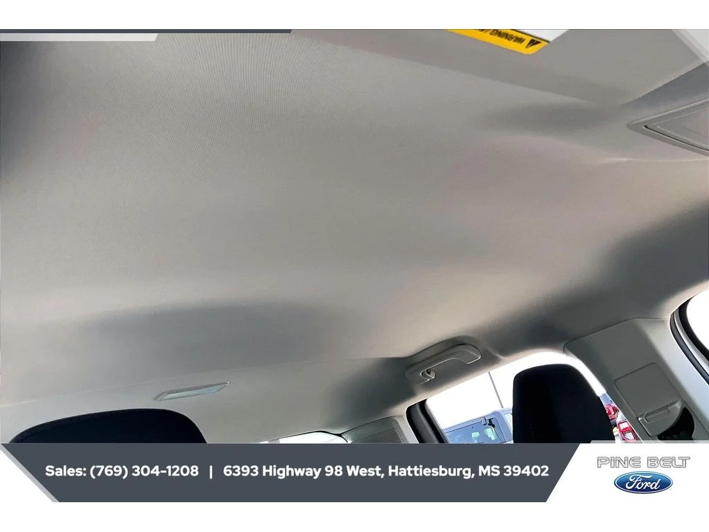New 2026 Oxford White Ford XL image 17