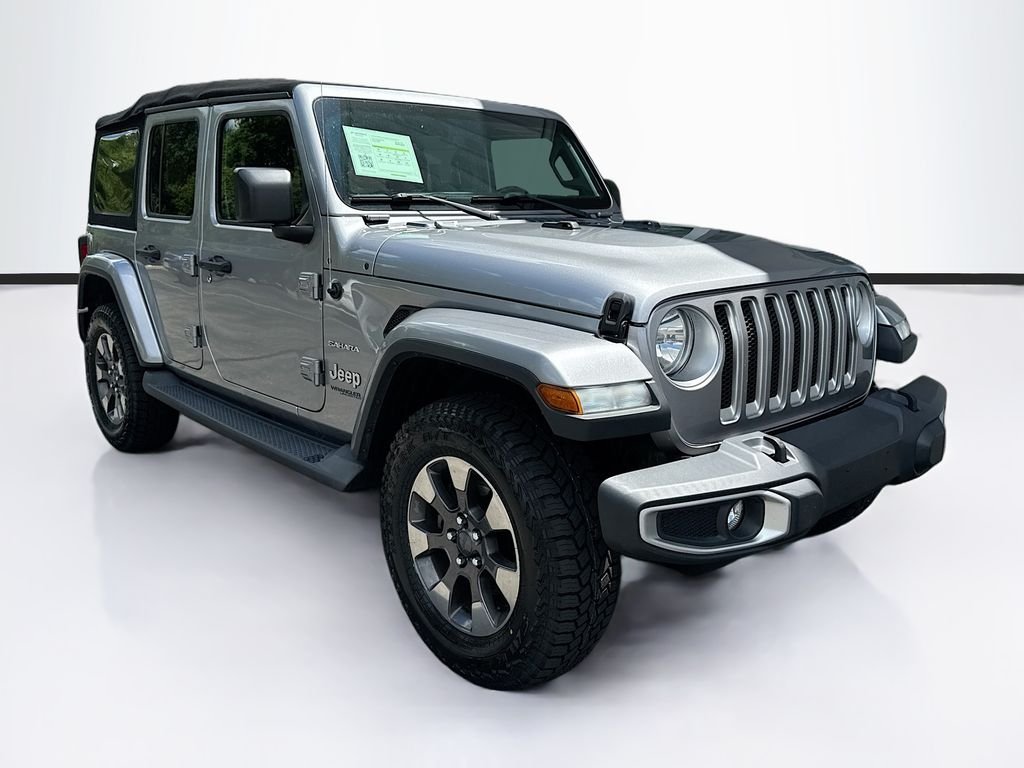 Used 2018 Silver Jeep Unlimited Sahara image 3