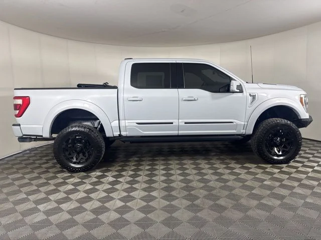 Used 2021 White Metallic Ford Lariat image 2