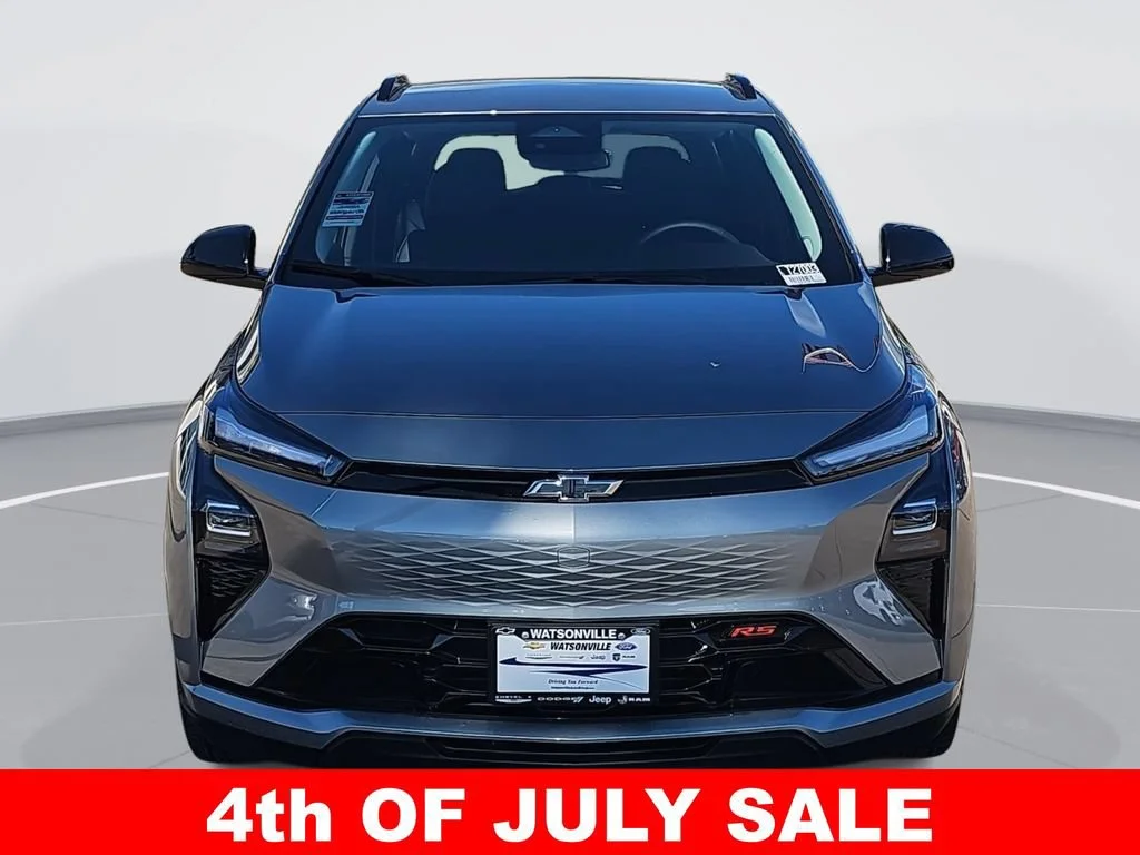 2027 Chevrolet Bolt RS - Photo 8