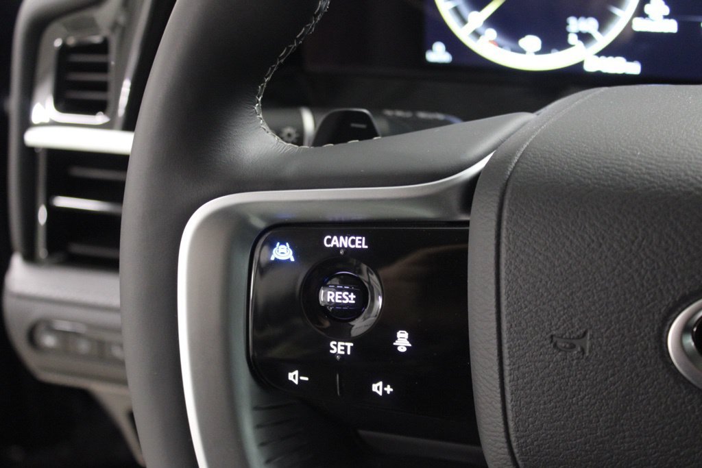 Used 2025 Blue INFINITI LUXE image 22