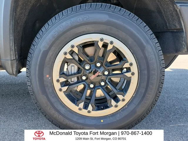 2024 GMC Sierra 1500 AT4X - Photo 12