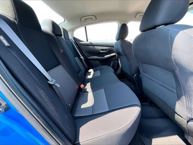 Used 2021 Electric Blue Met Nissan SV image 15