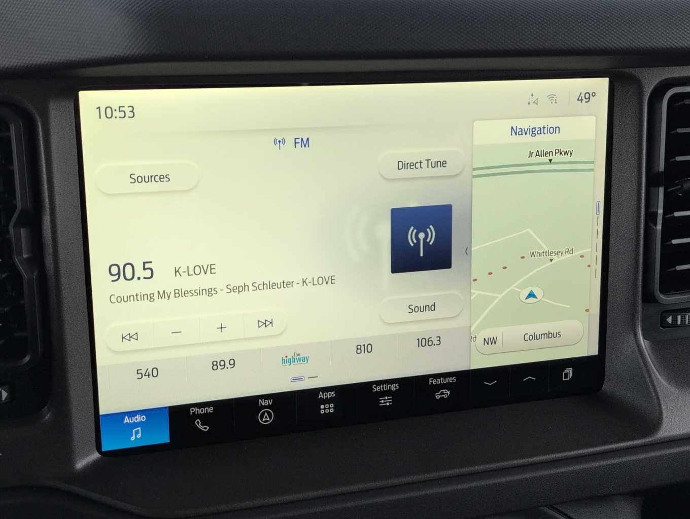 View vehicle photo 7