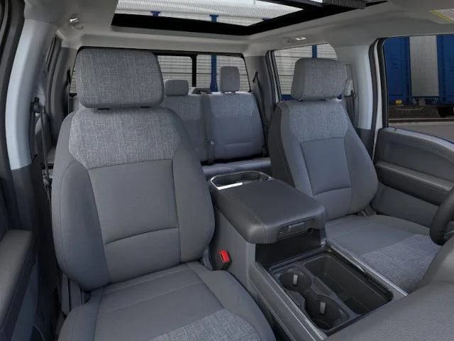 New 2026 Oxford White Ford F-250® XLT image 32