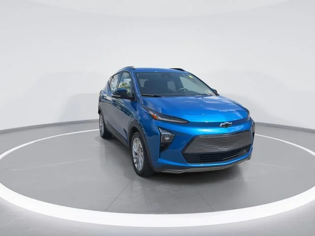 Used 2023 Blue Chevrolet LT image 2