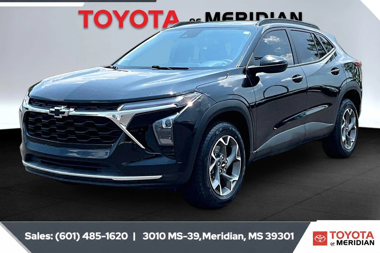 Used 2024 Mosaic Black Metallic Chevrolet LT image 10