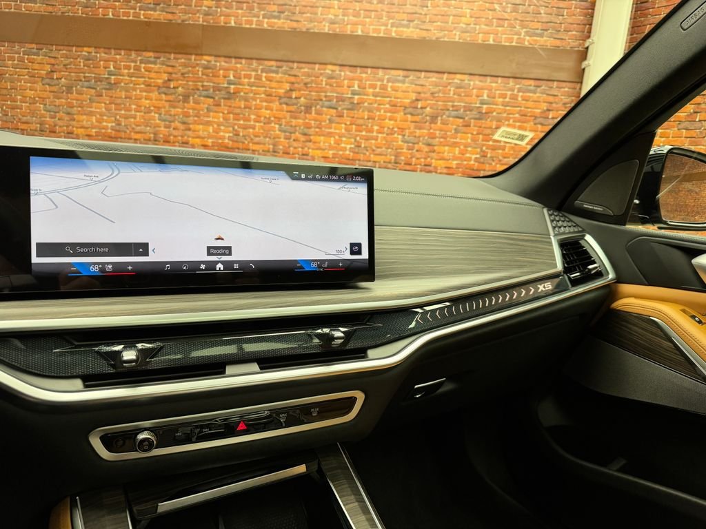 New 2026 Black BMW xDrive40i image 18