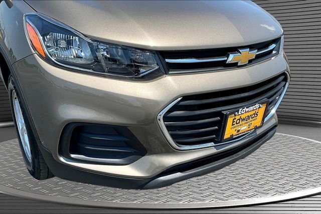 Used 2021 Gray Chevrolet LS image 31