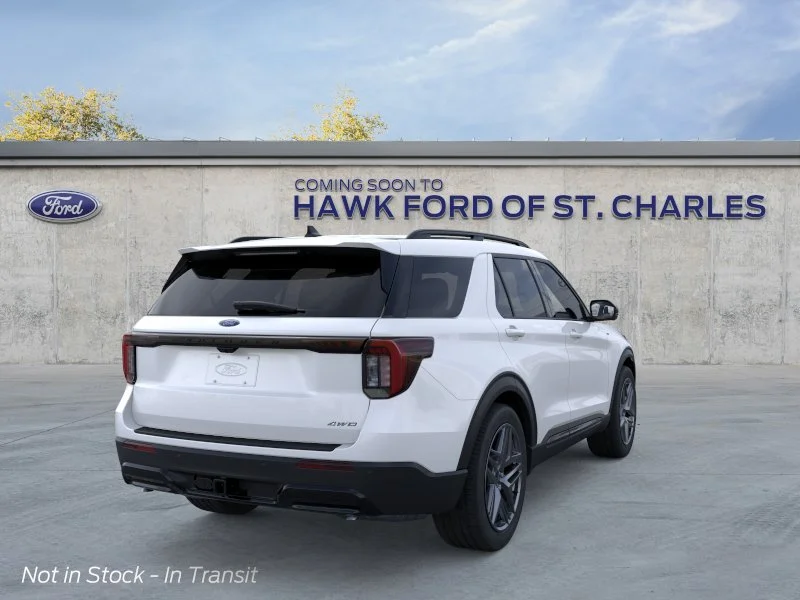 2026 Ford Explorer ST-Line - Photo 8