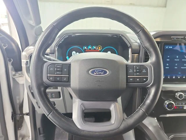 Used 2023 White Ford Lariat image 23