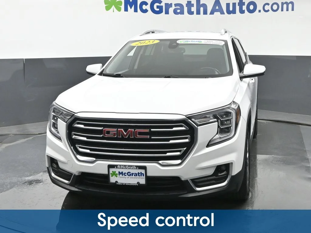 Used 2023 White GMC SLT image 8
